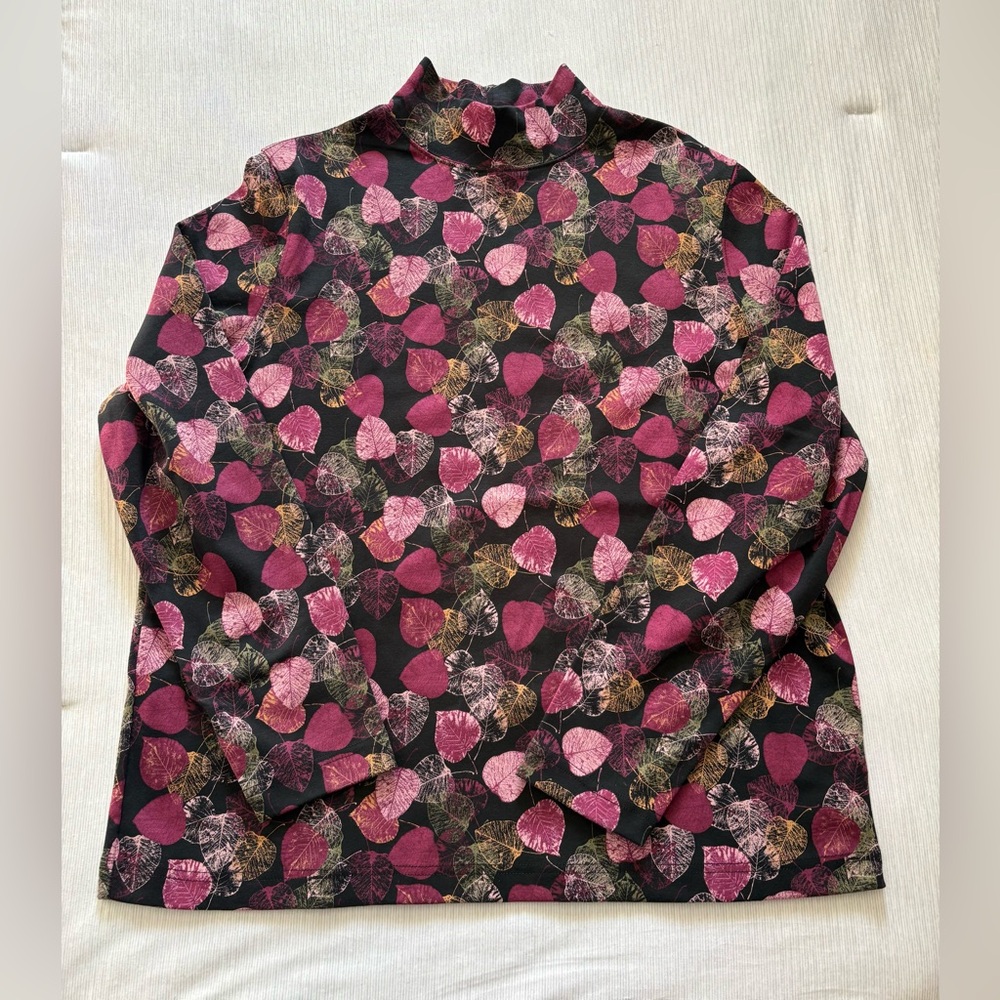 Croft & Barrow Multicolor Leaf Print Turtleneck